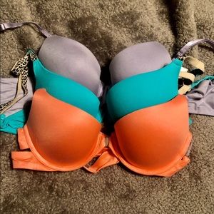 VS & Arie Bra Bundle